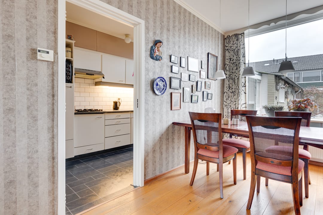 Photo 13 of Pijnboomstraat 7