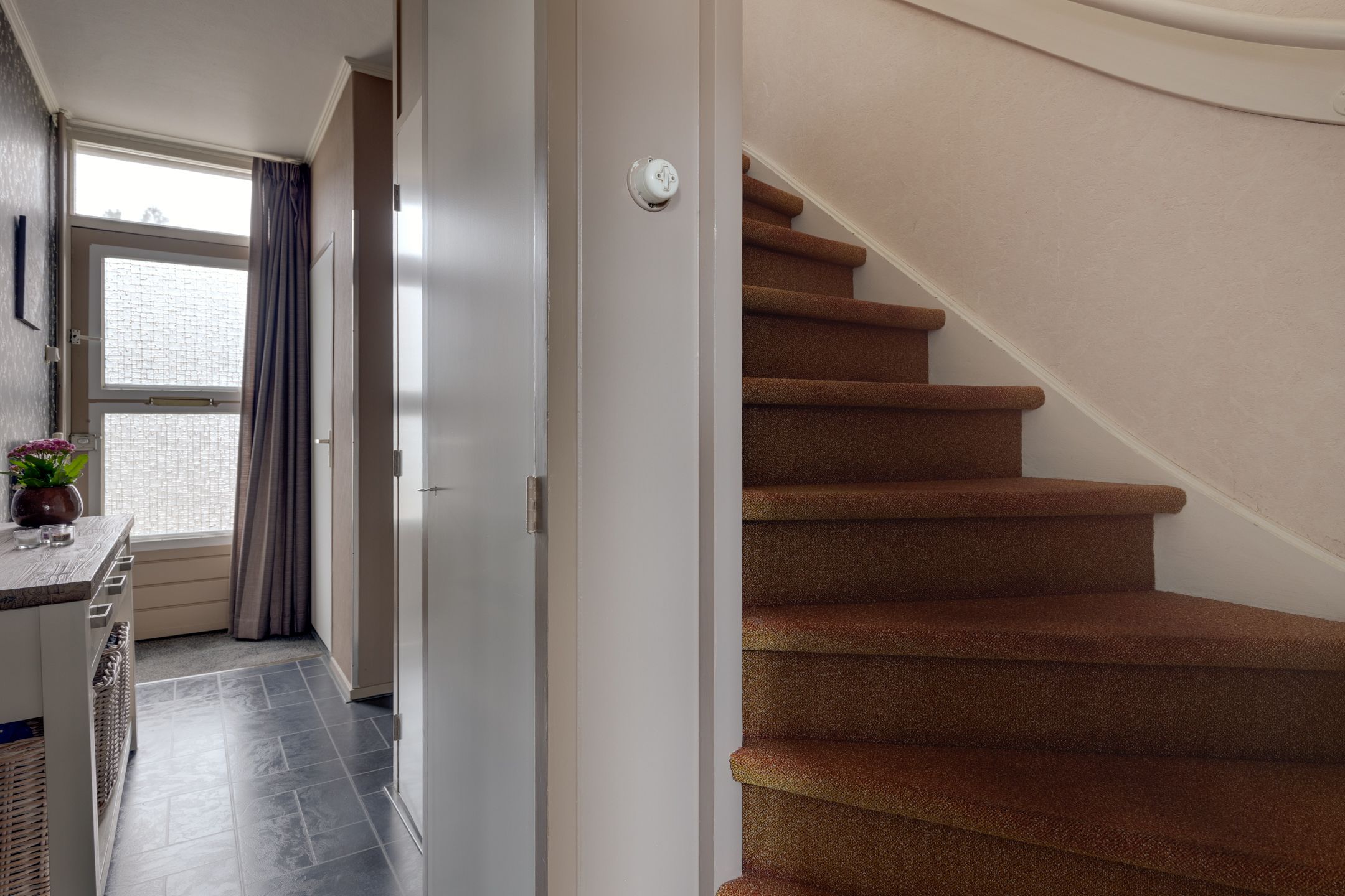 Photo 18 of Pijnboomstraat 7