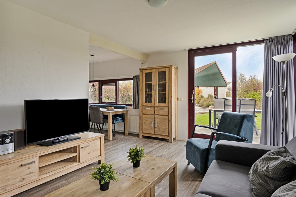 3-bedroom freehold villa in Heinkenszand — photo 3 of 5