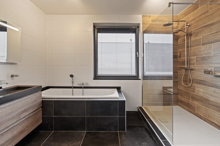 Foto 28 van Santorinihof 18