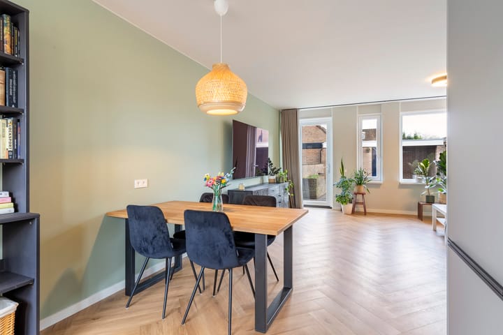 Foto 15 van Valeriaan 6