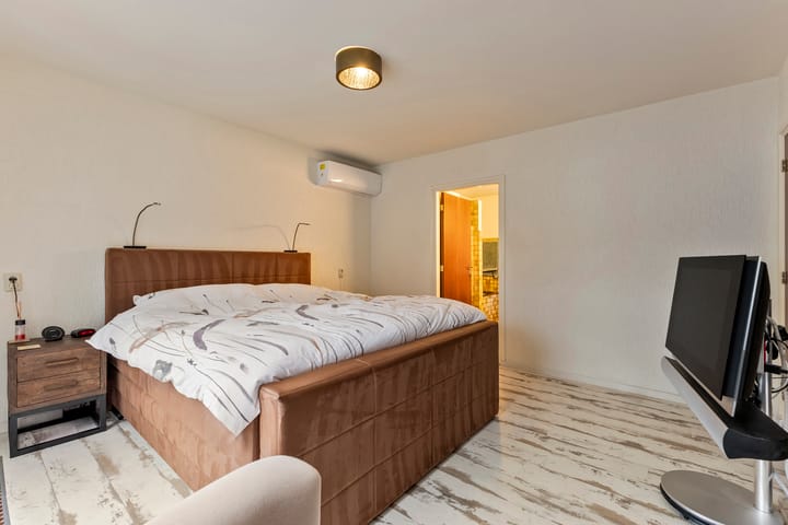 Foto 22 van Hedikhuizerweg 33