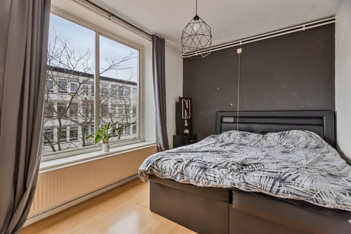 Foto 15 van Looierstraat 23-2