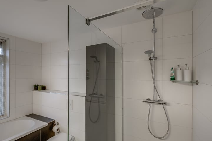 Foto 26 van Binnenweg 39-C