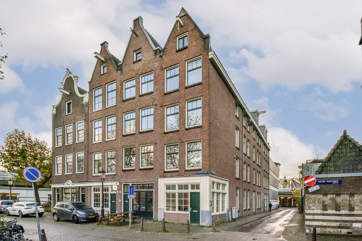 Bekijk foto 1 van Sloterdijkstraat 3