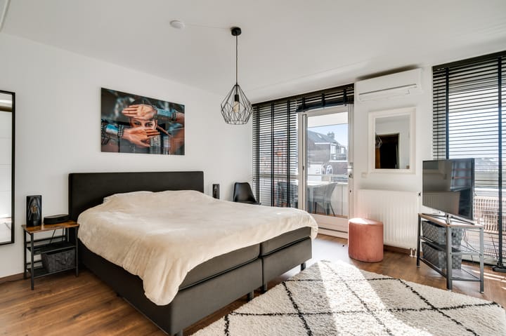 Foto 10 van Akersteenweg 58-C04