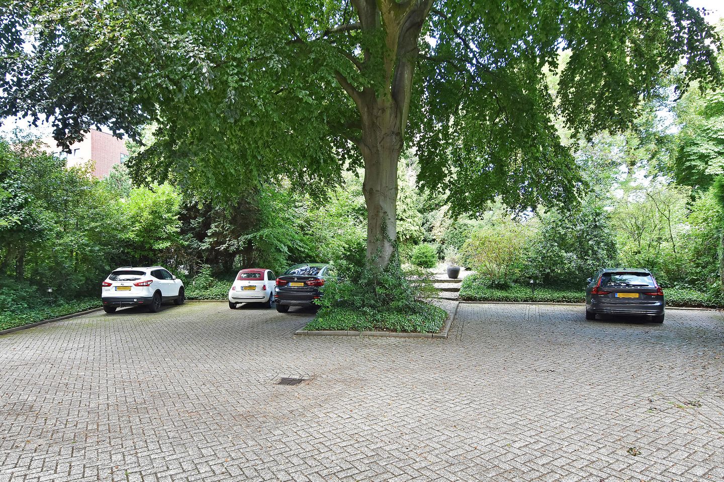 Foto 29 van Laan van Meerdervoort 25-K