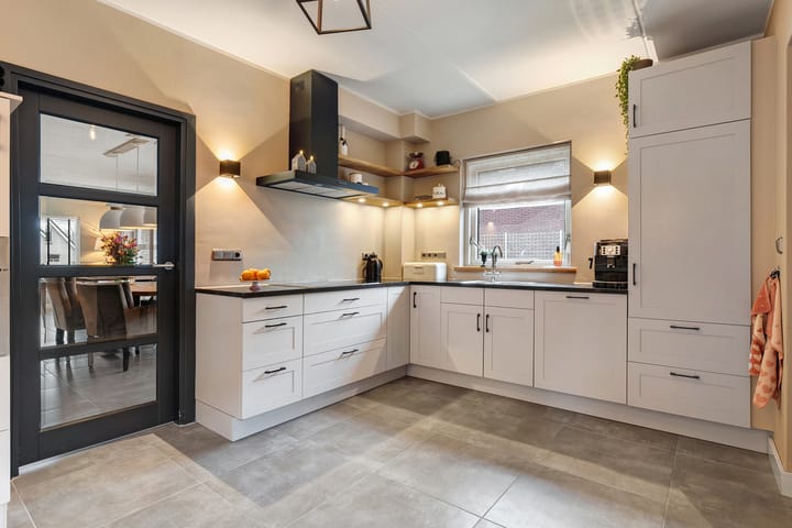 Photo 24 of Burg ten Holteweg 27