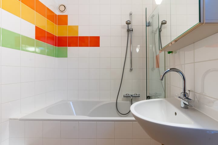 Foto 11 van Zjoekowlaan 93