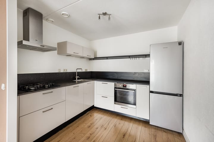 Foto 7 van Dokter De Liefdestraat 57