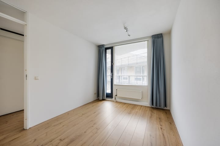 Foto 14 van Dokter De Liefdestraat 57