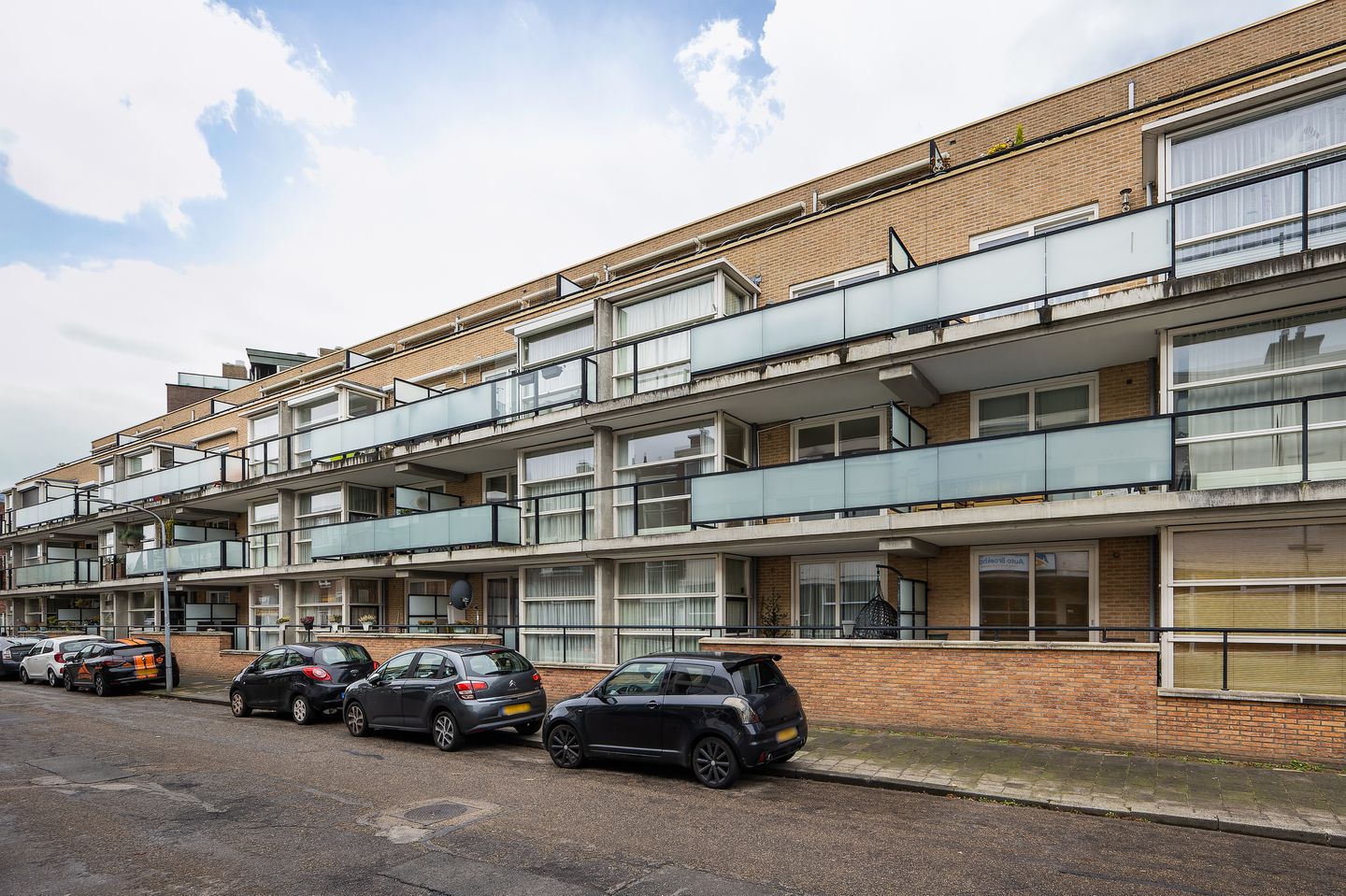 Foto 20 van Dokter De Liefdestraat 57