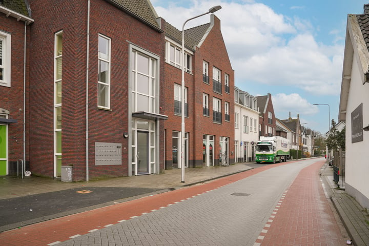 Bekijk foto 5 van Herman Kuijkstraat 47-6