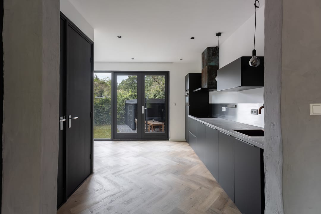 Photo 1 of Schuwacht 12