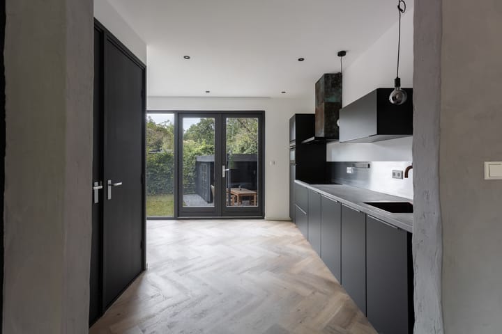 Foto 1 van Schuwacht 12