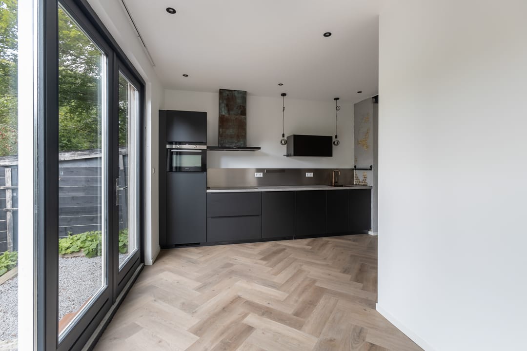 Photo 13 of Schuwacht 12