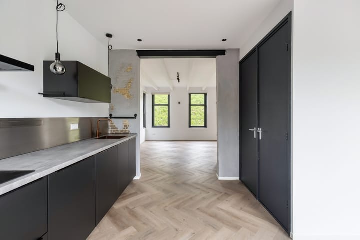 Foto 17 van Schuwacht 12