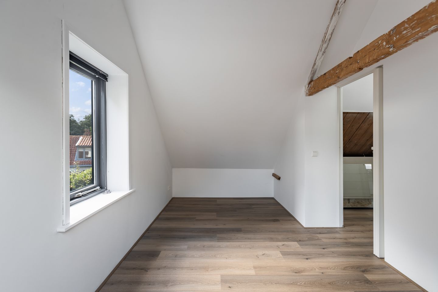 Photo 25 of Schuwacht 12