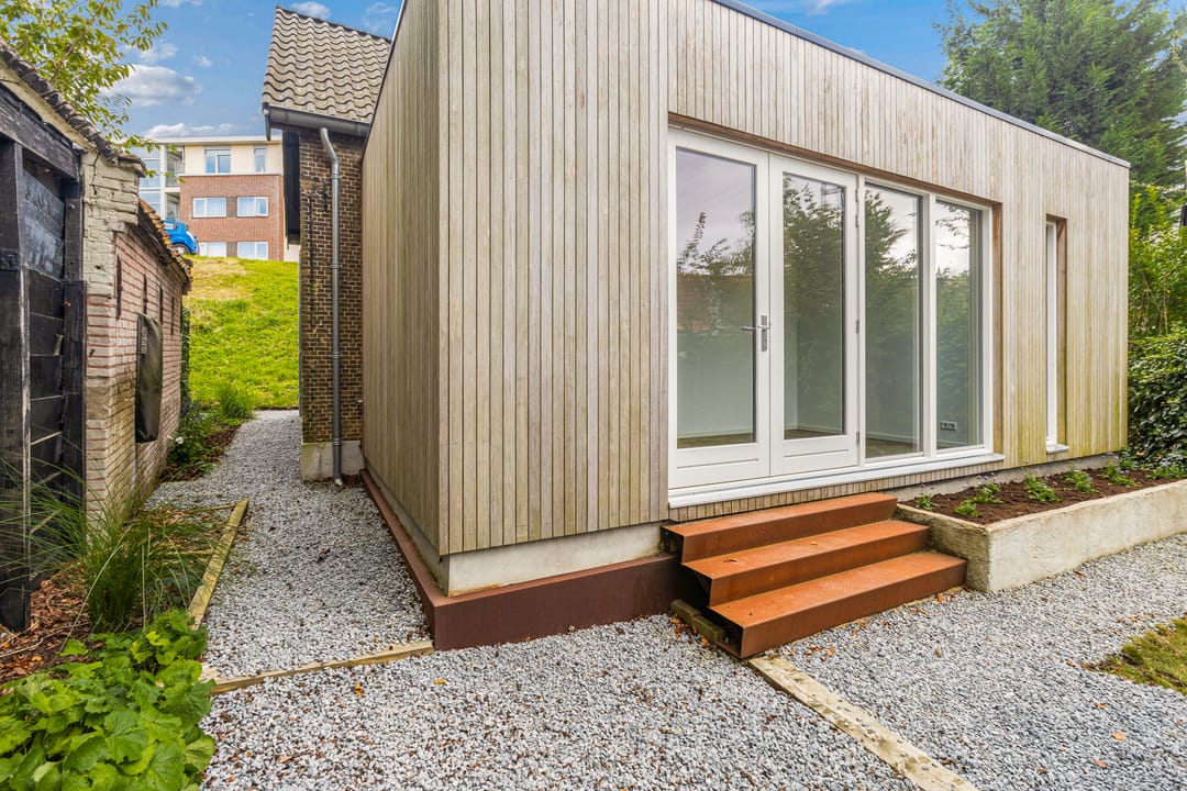 Photo 32 of Schuwacht 12