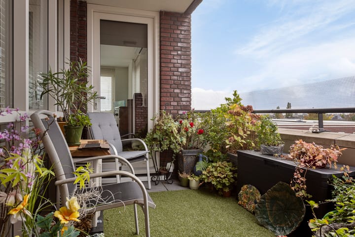 Photo 18 of Draaistok 24