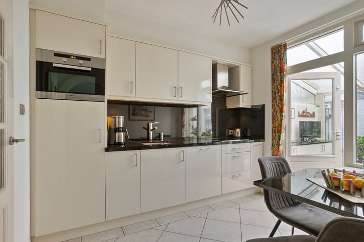 Foto 7 van Tinnegieterstraat 12