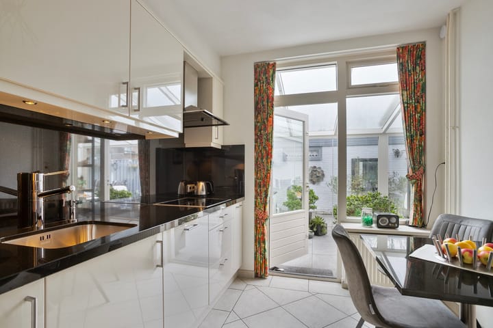 Foto 8 van Tinnegieterstraat 12