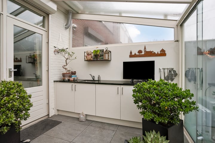 Foto 26 van Tinnegieterstraat 12