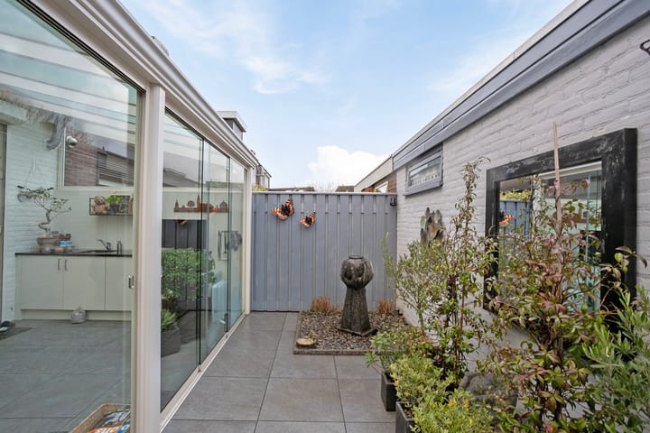 Foto 30 van Tinnegieterstraat 12