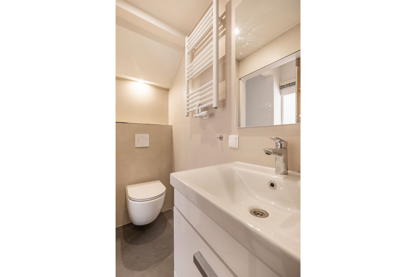 Photo 10 of Bloemstraat 5