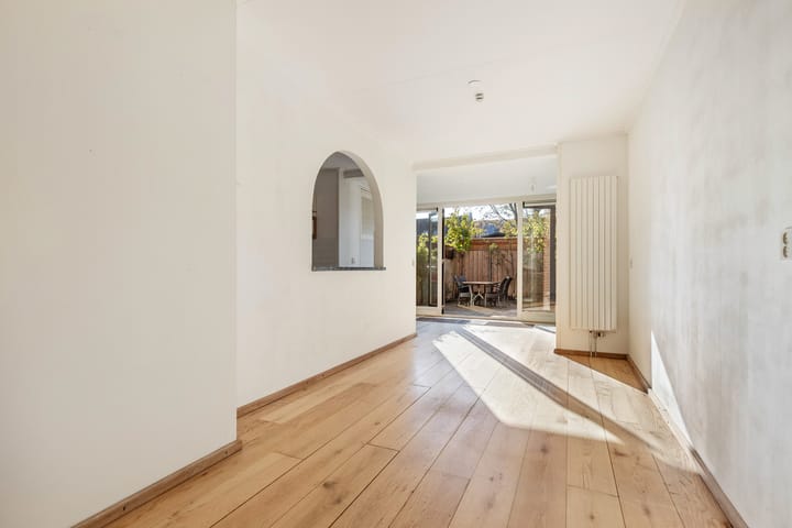 Photo 11 of Bloemstraat 5