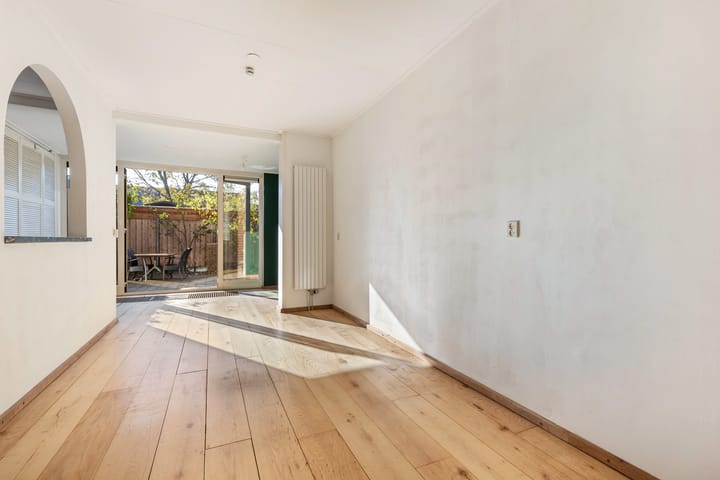 Photo 12 of Bloemstraat 5