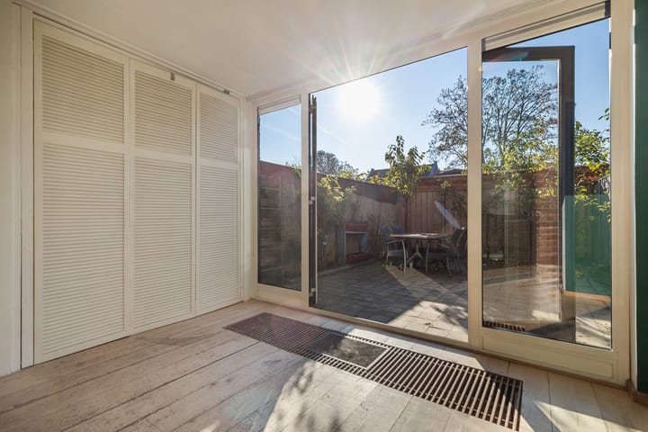 Photo 13 of Bloemstraat 5