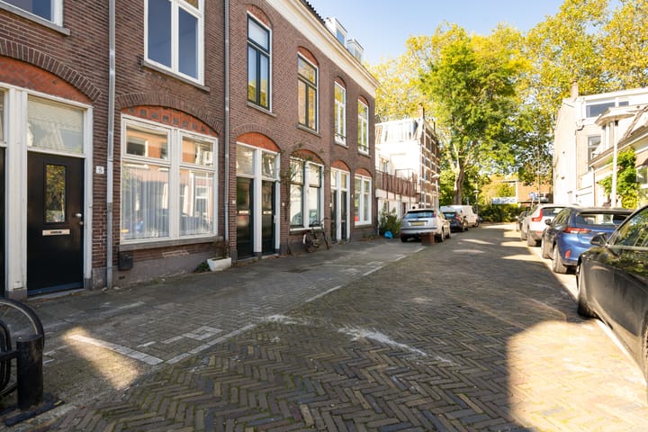 Photo 27 of Bloemstraat 5