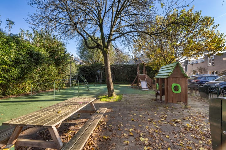 Photo 28 of Bloemstraat 5