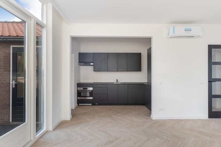 Foto 11 van Burgemeester de Bruïnelaan 44