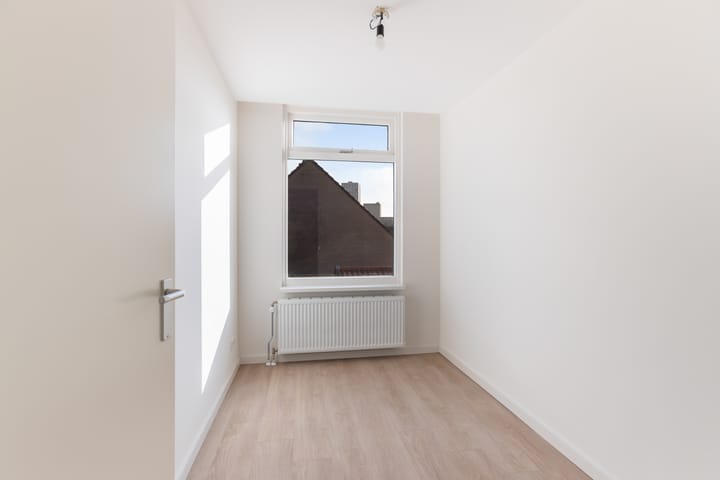 Foto 24 van Burgemeester de Bruïnelaan 44