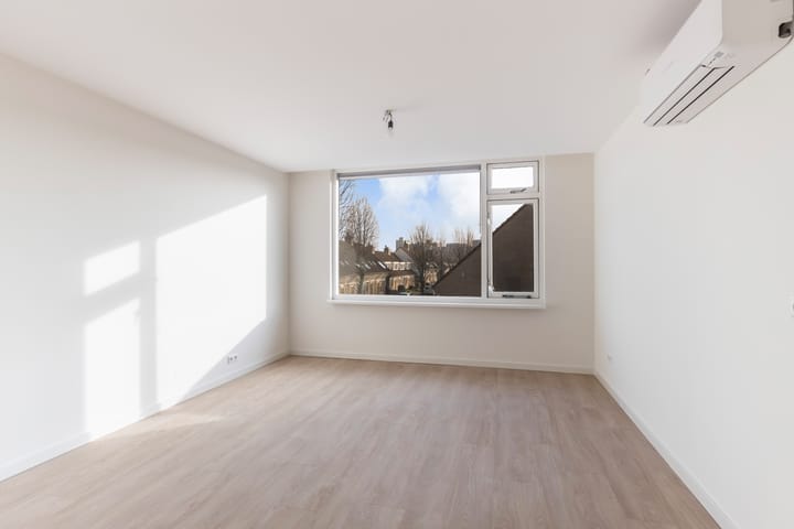 Foto 26 van Burgemeester de Bruïnelaan 44