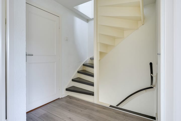 Foto 22 van Sweder van Vianenplein 10