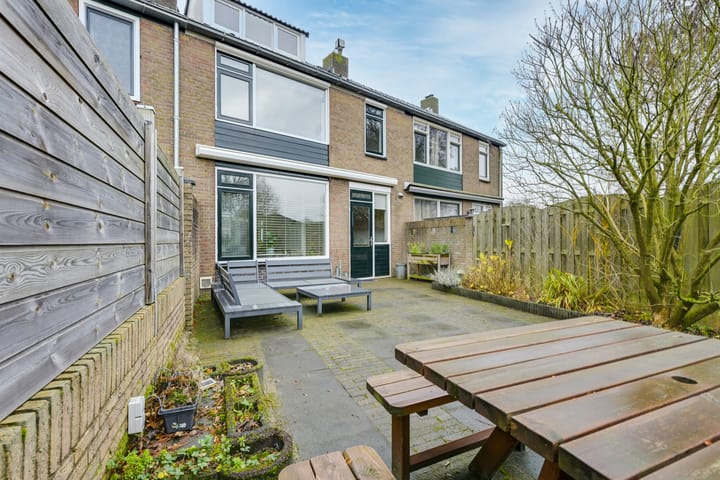 Foto 47 van Sweder van Vianenplein 10