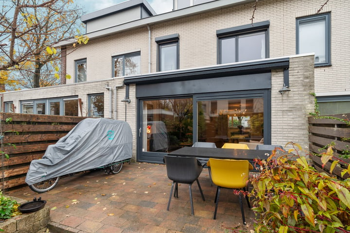 Bekijk foto 33 van Laurence Olivierstraat 47