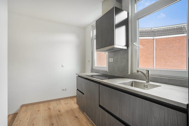 Foto 11 van Amsterdamsestraatweg 79