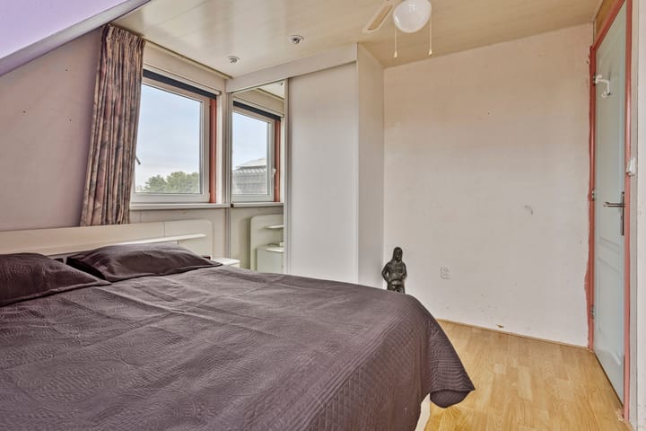 Foto 35 van Den Ilp 115-A