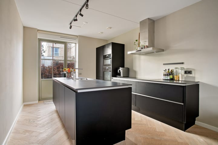 Foto 9 van Beeldbuisring 105