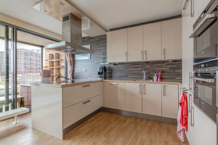 Foto 5 van Maashaven O.z. 184