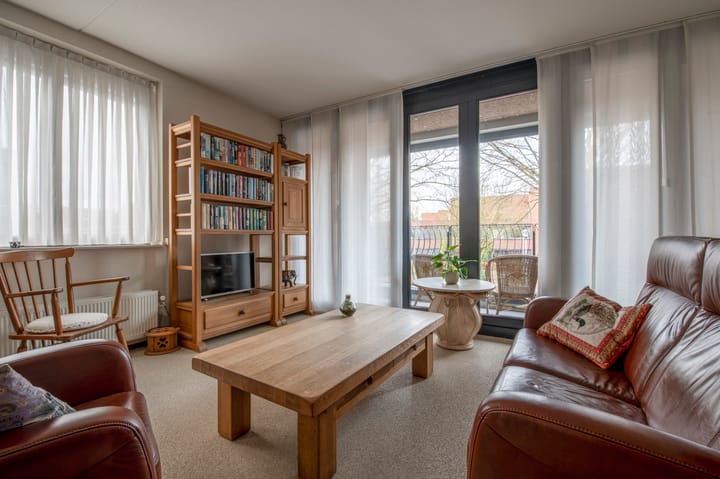 Foto 8 van Buxusplaats 119