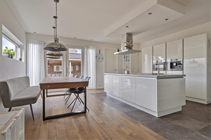 Foto 12 van De Keeringen 88