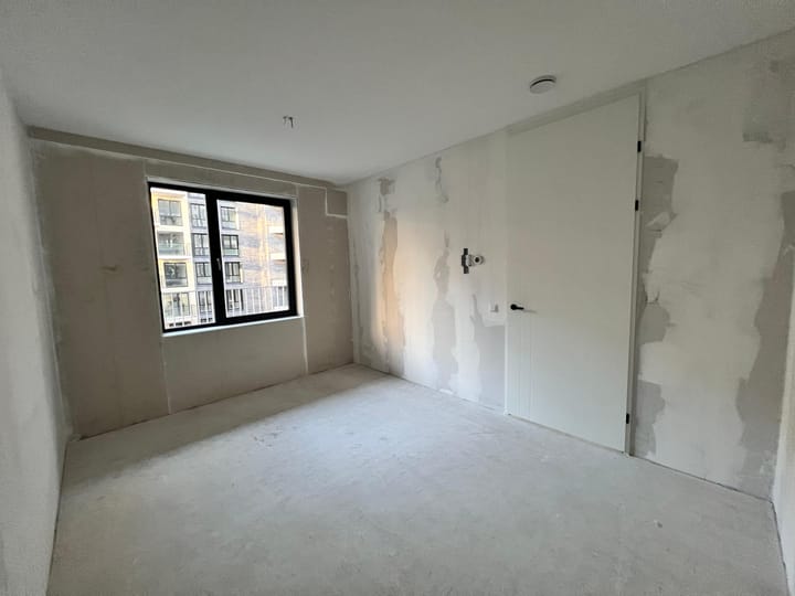 Photo 4 of Mies van der Rohestraat 261