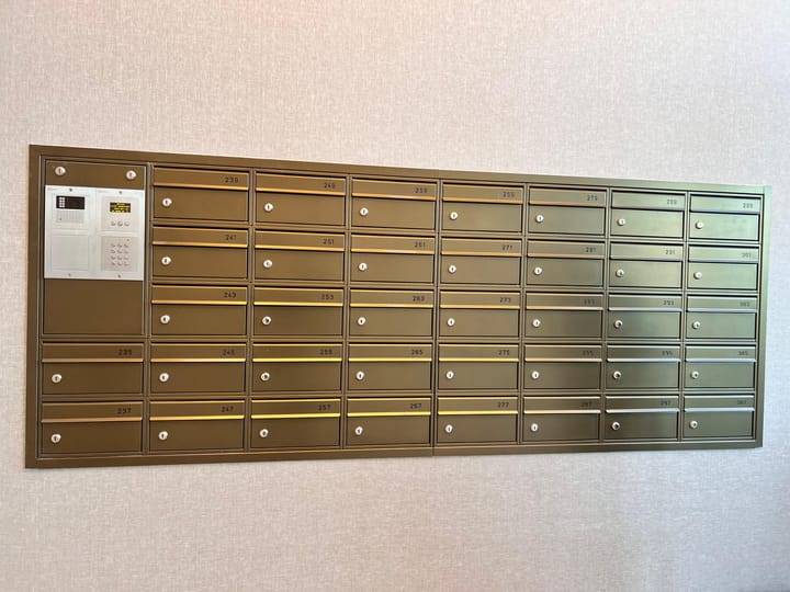 Photo 9 of Mies van der Rohestraat 261