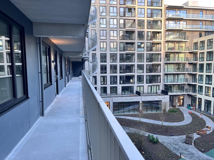 Photo 11 of Mies van der Rohestraat 261