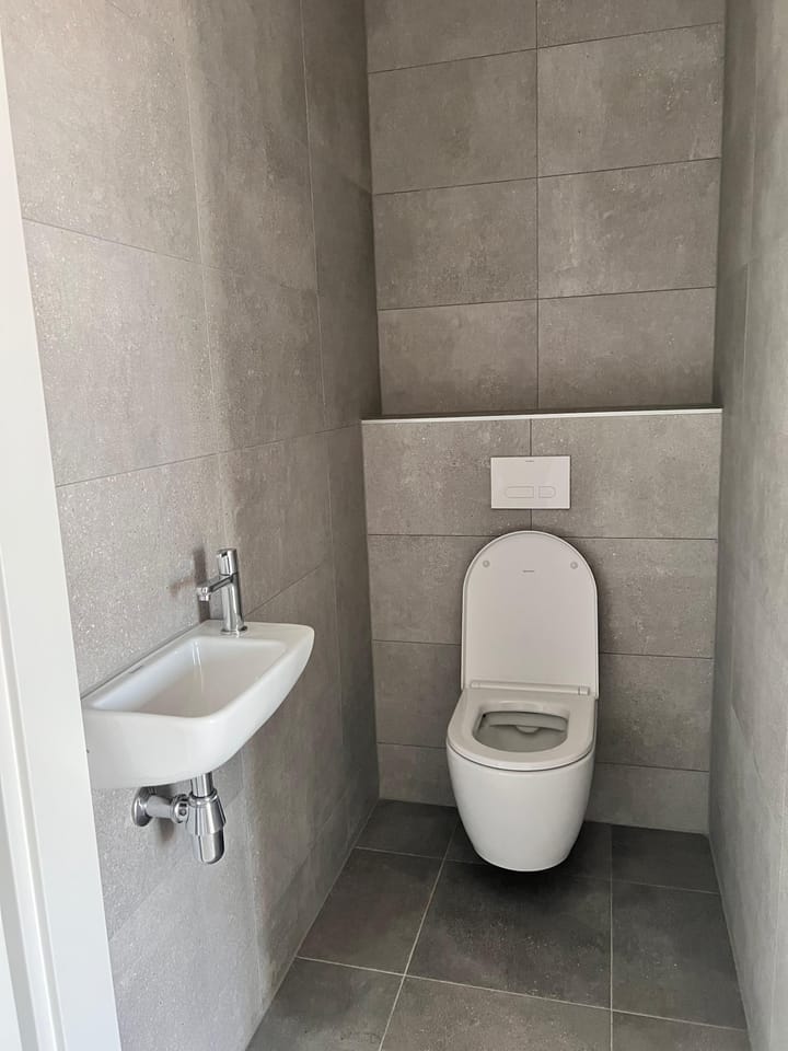 Photo 13 of Mies van der Rohestraat 261